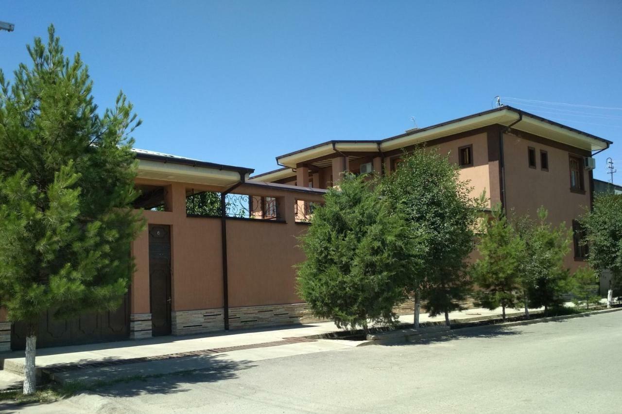 מלון סמרקנד Brown Hill מראה חיצוני תמונה